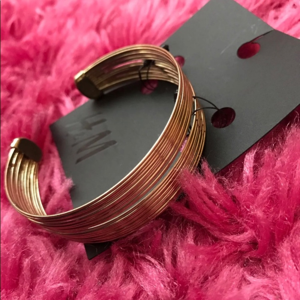 H&M gold bracelet